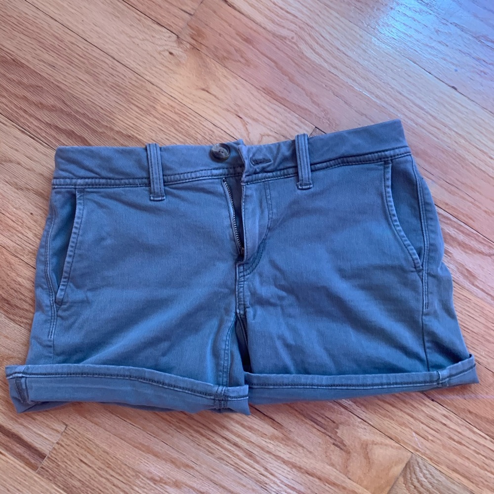Hunter Green American Eagle shorts